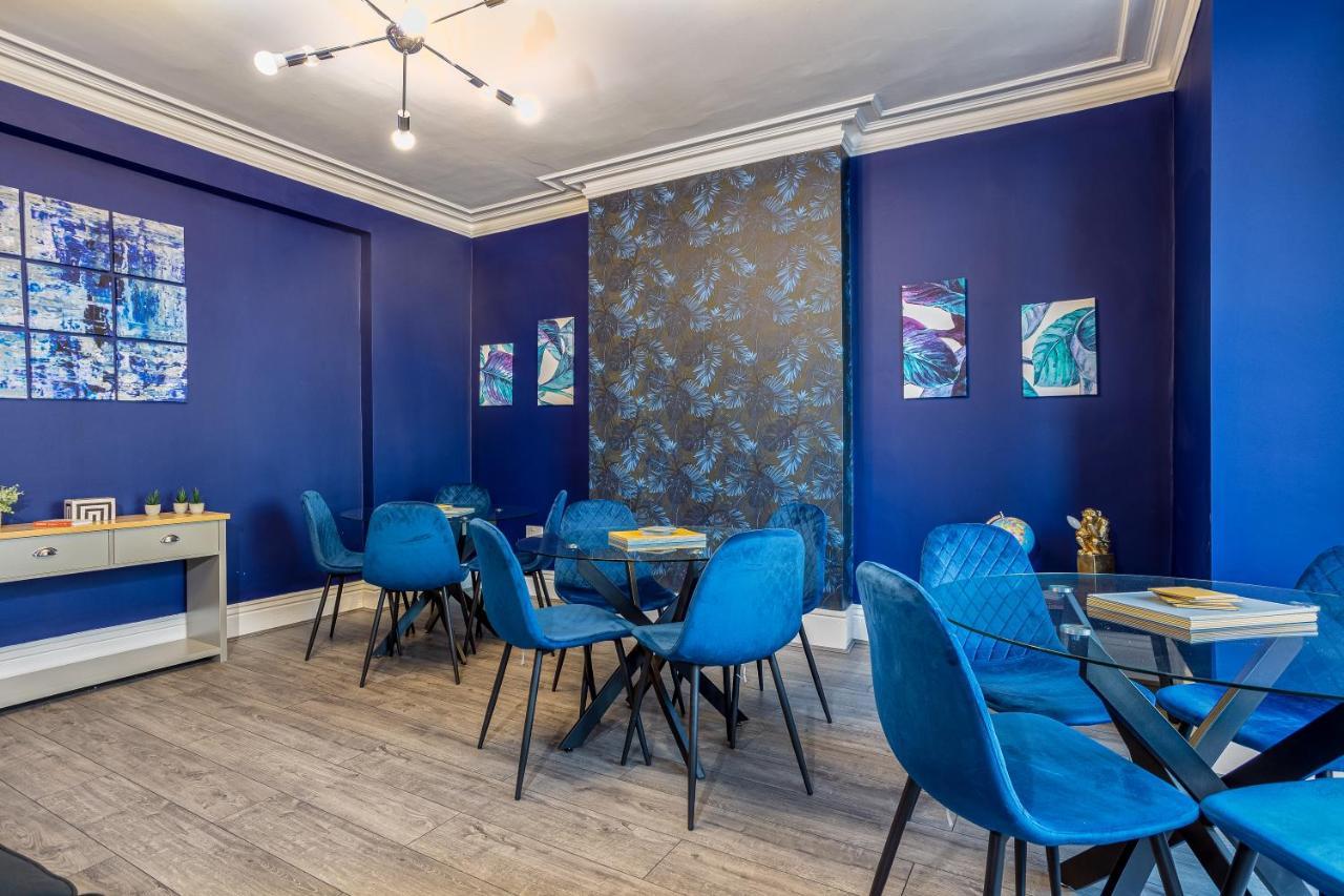 Comfy-Stays Deganwy Ландъндо Екстериор снимка