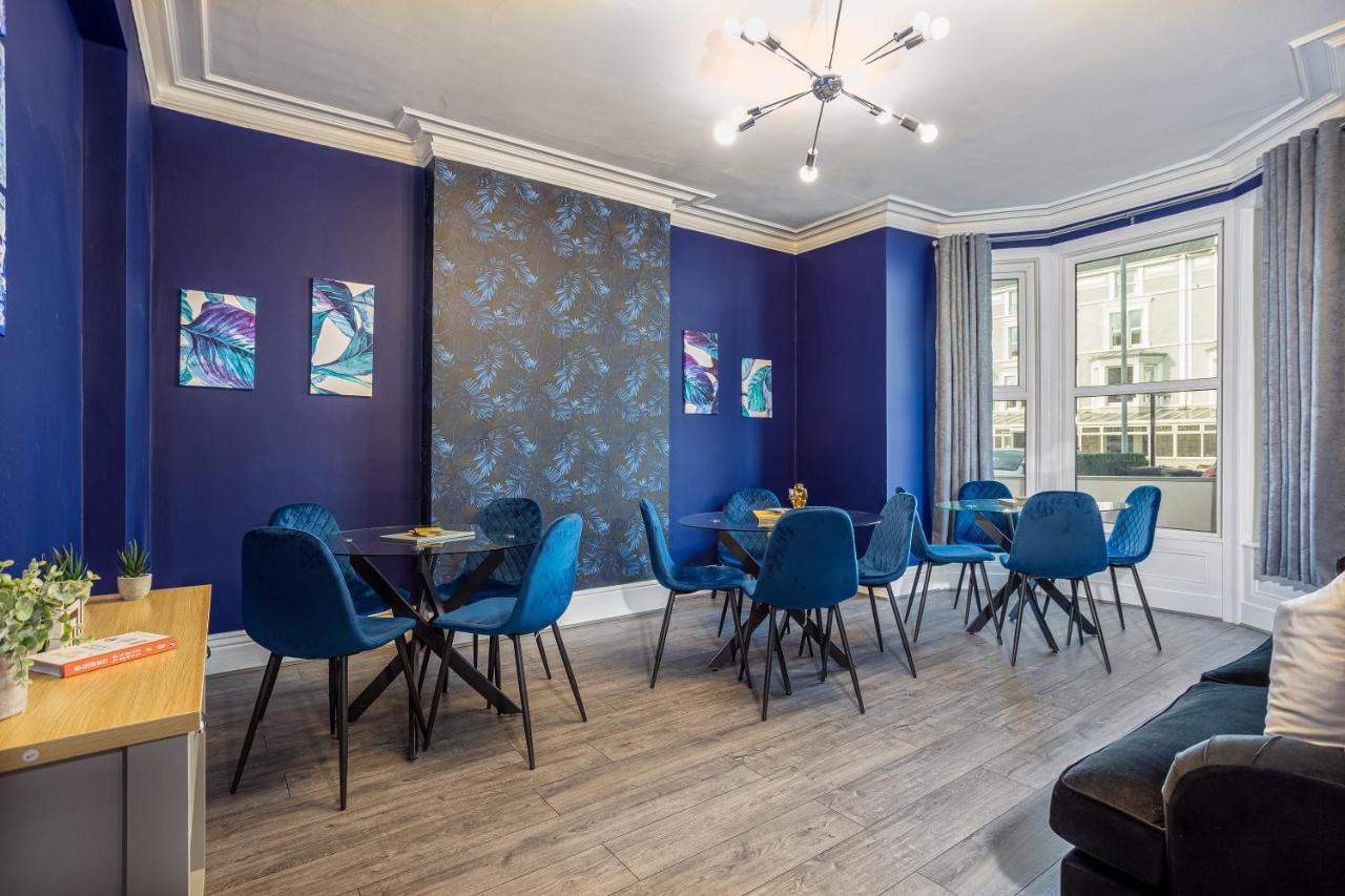 Comfy-Stays Deganwy Ландъндо Екстериор снимка