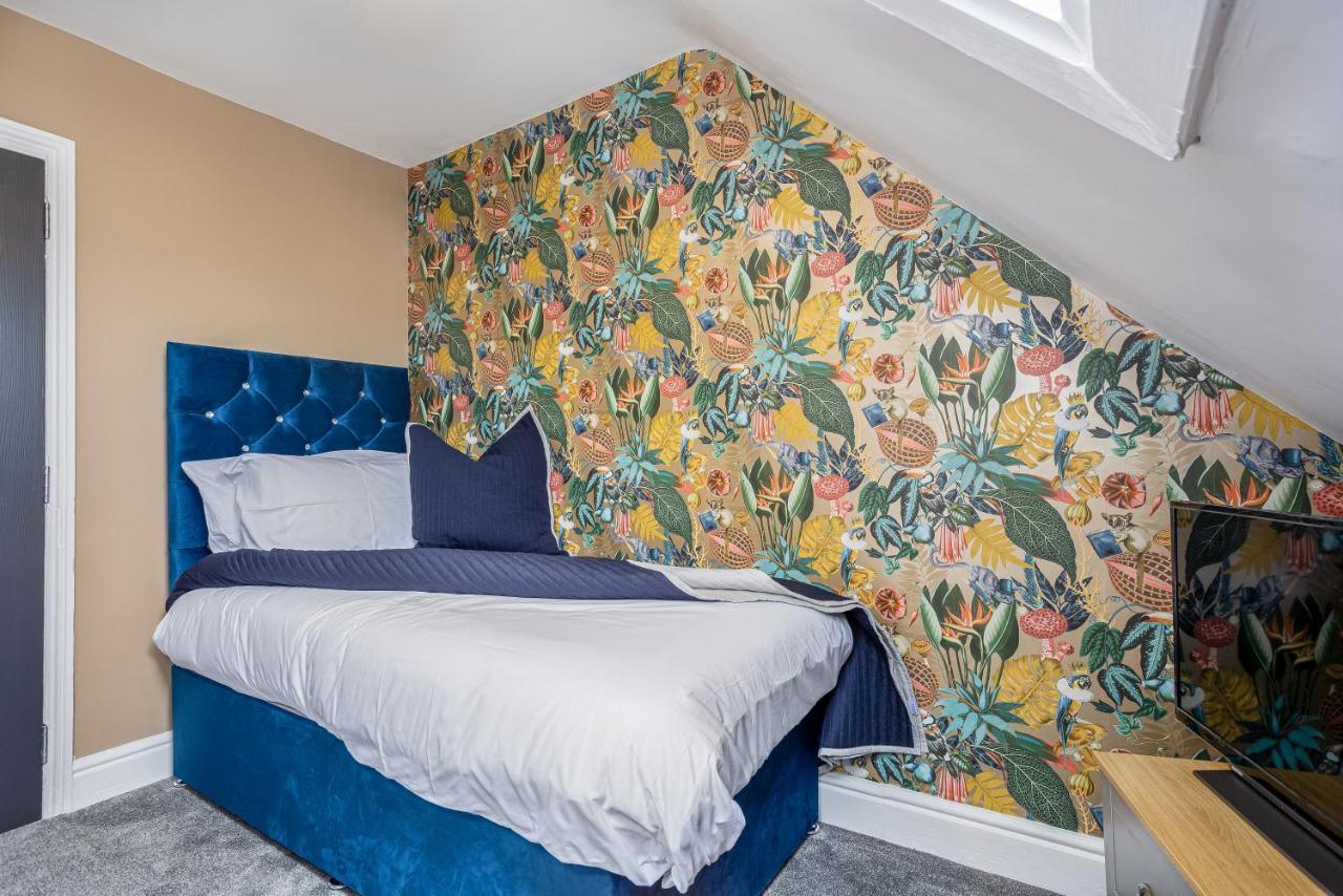 Comfy-Stays Deganwy Ландъндо Екстериор снимка